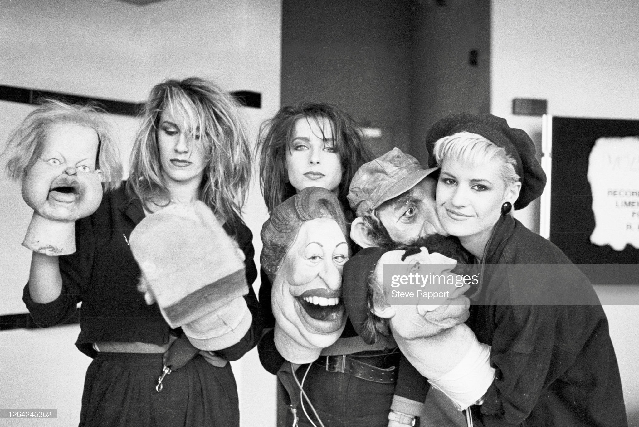 Members of Pop group Bananarama, with puppets by Spitting Image, film the 'Rough Justice' music video, 5/4/1984. (Photo by Steve Rapport/Getty Images)