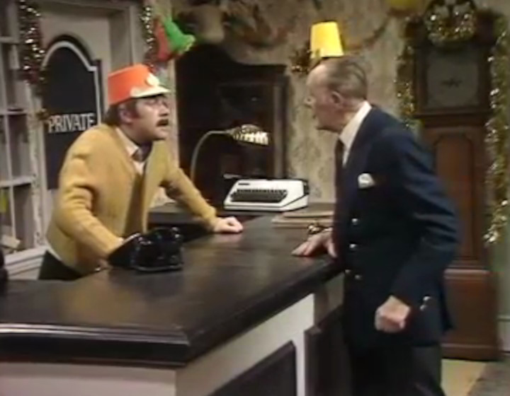 The Mike Yawood Show: Yarwood as Basil, with Ballard Berkely as the Major